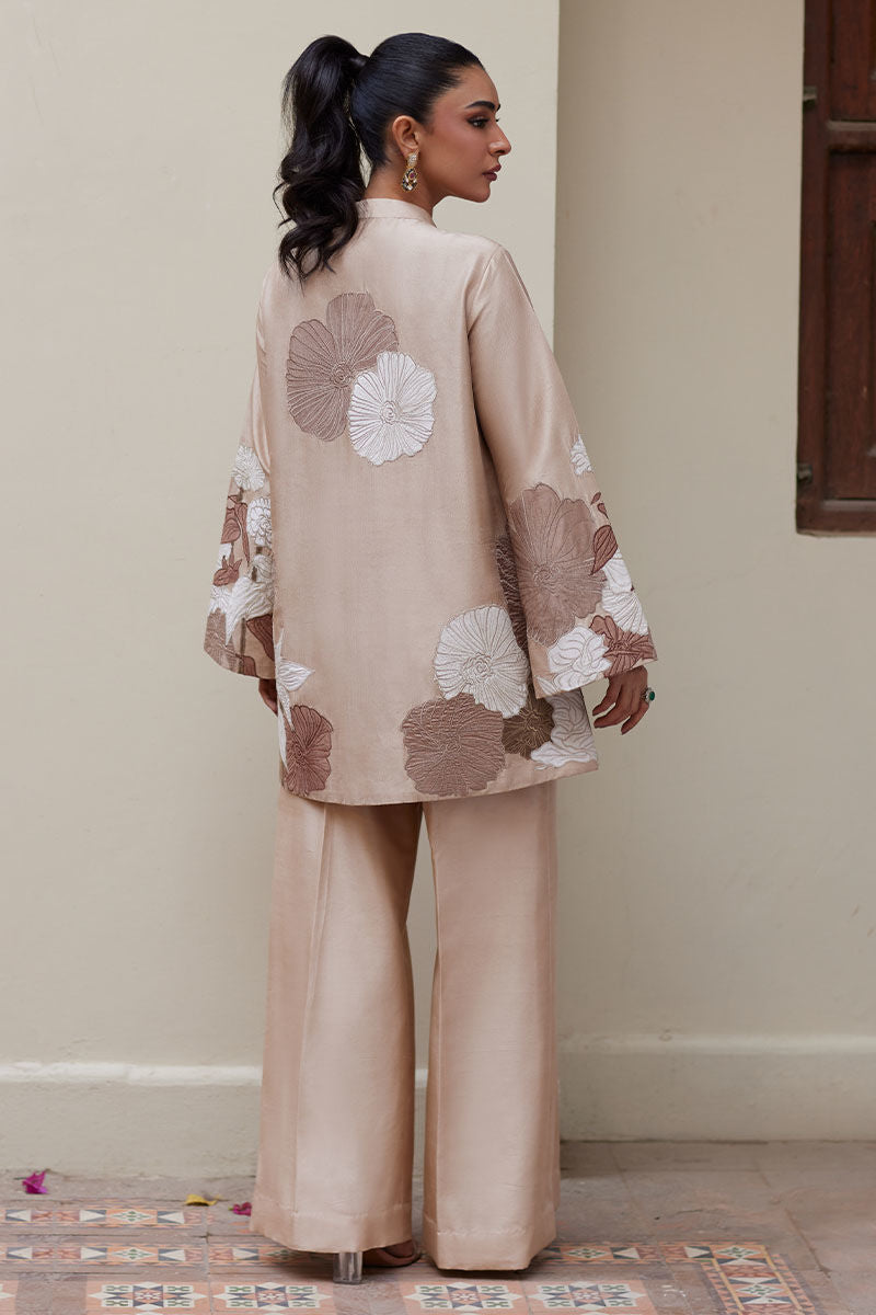 Lola Shirt with Modern Styling | Ansab Jahangir