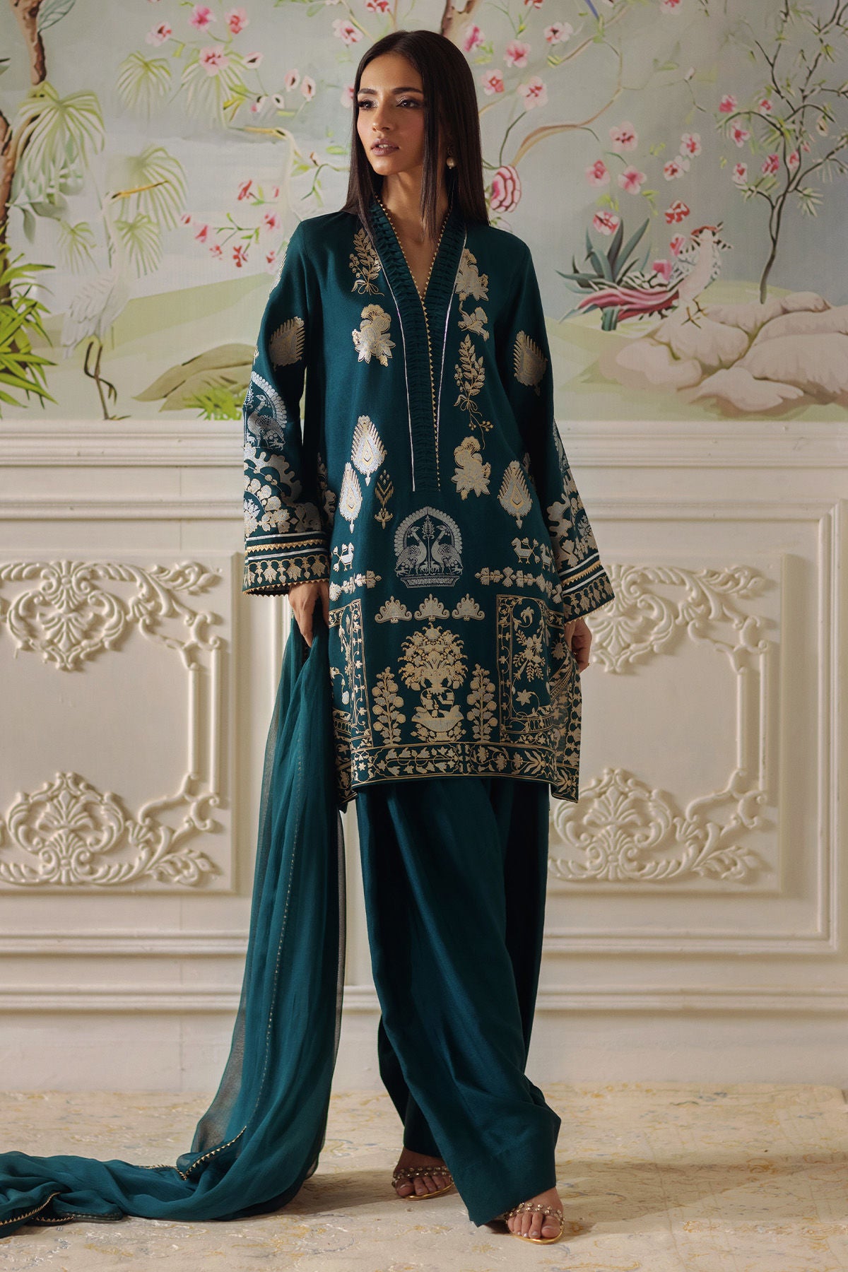 Qirat (Shirt, Pants and Dupatta)