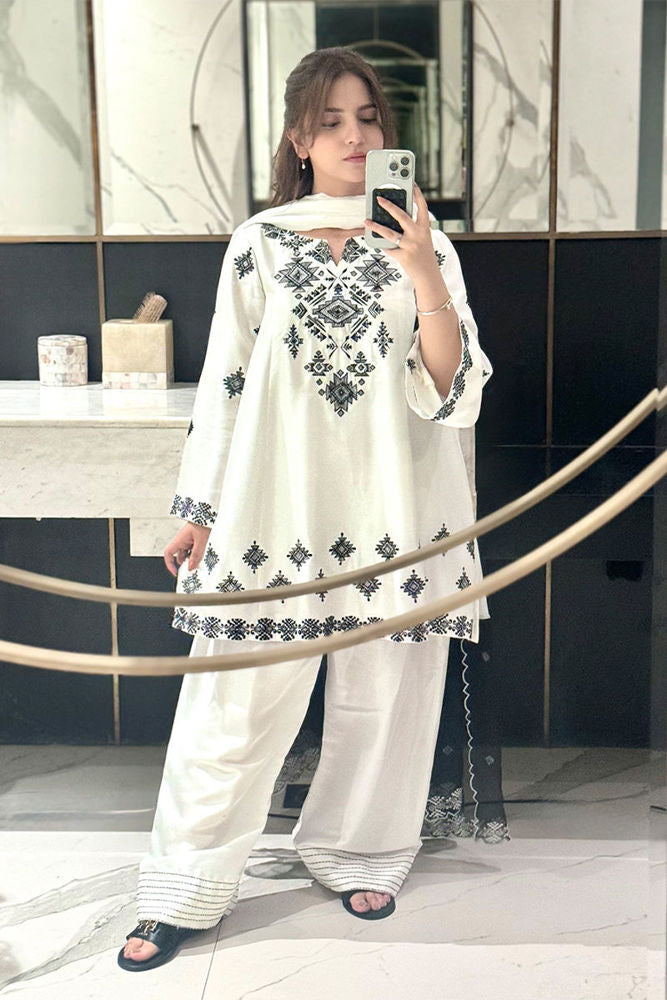 Snow Storm with Fine Embroidery | Ansab Jahangir