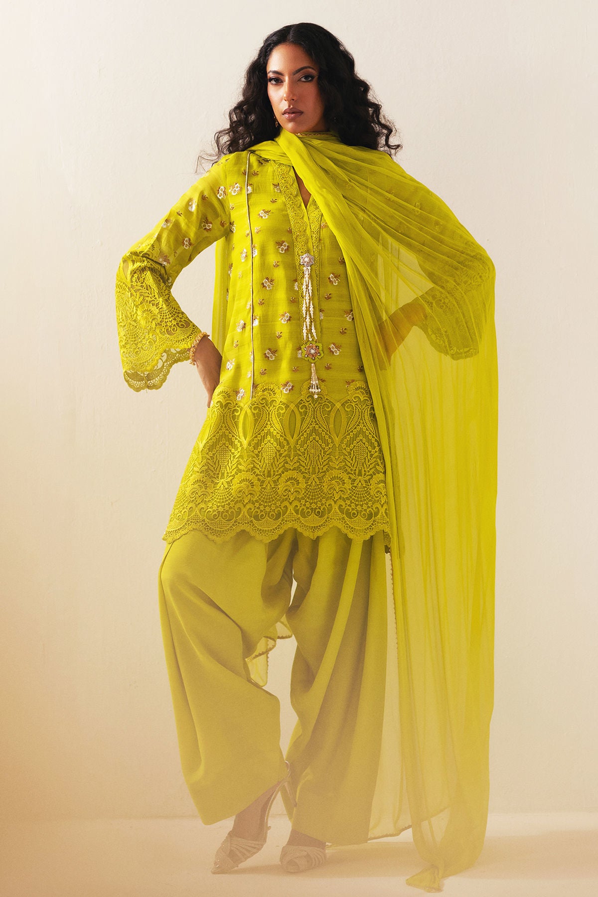 Hala (Shirt, Pants and Dupatta)