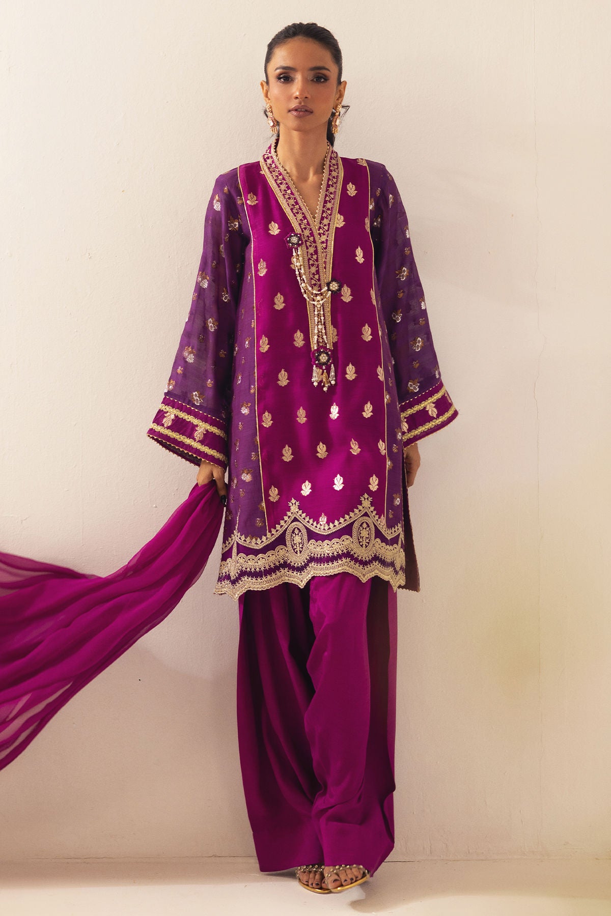 Haneza (Shirt, Pants and Dupatta)