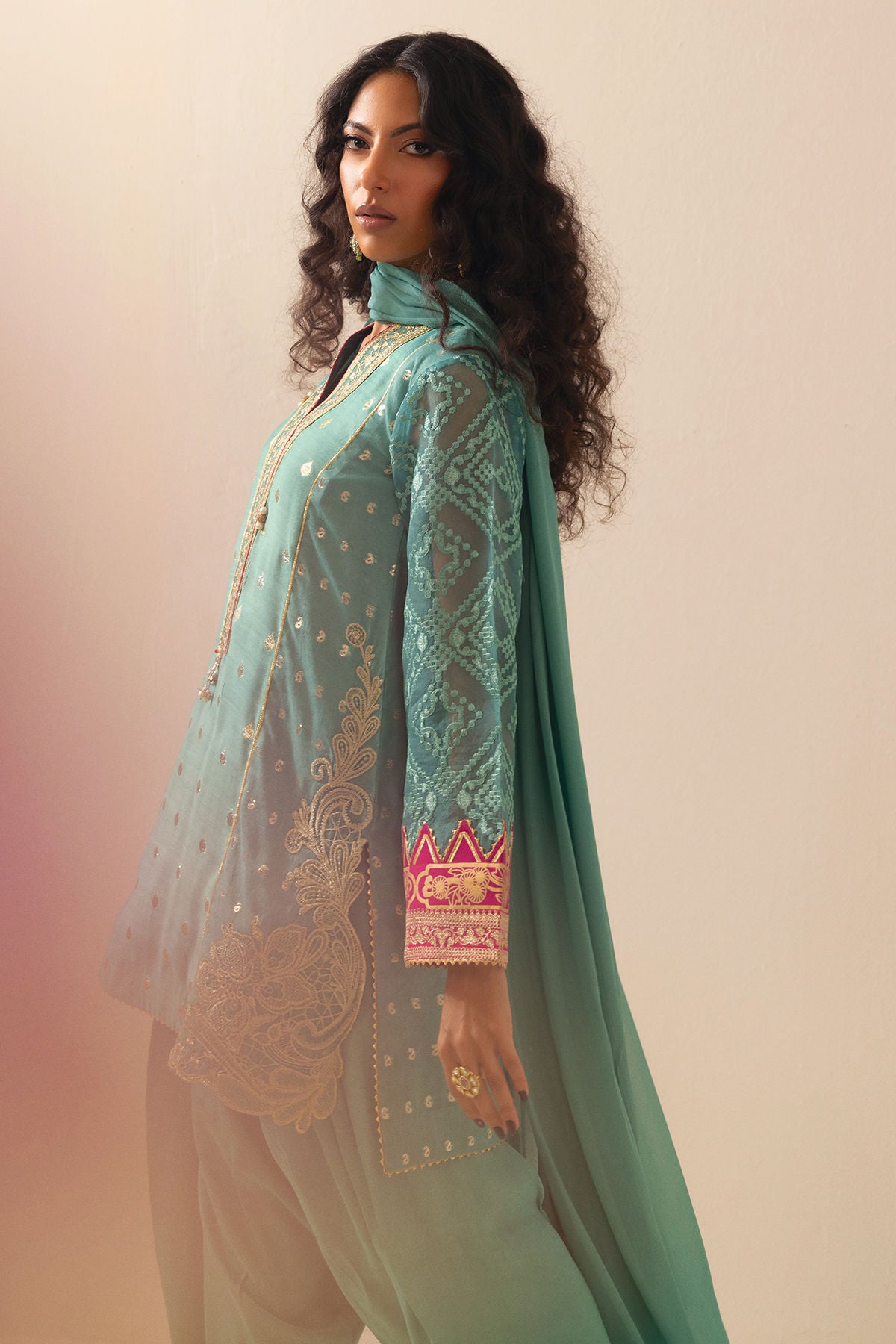 Musaba (Shirt, Pants and Dupatta)