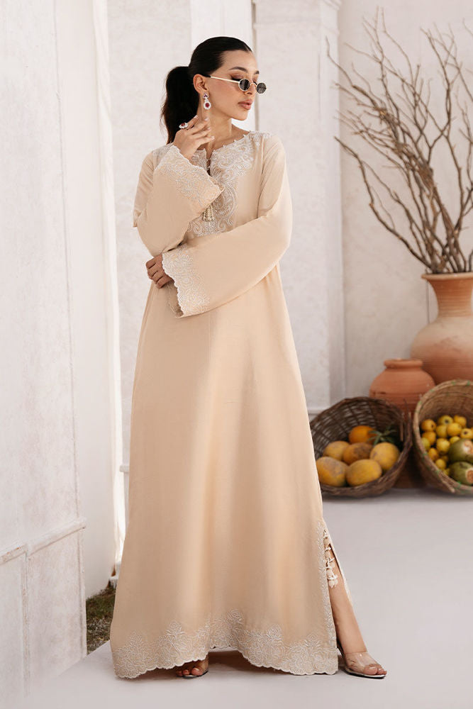 Junia Kaftaan