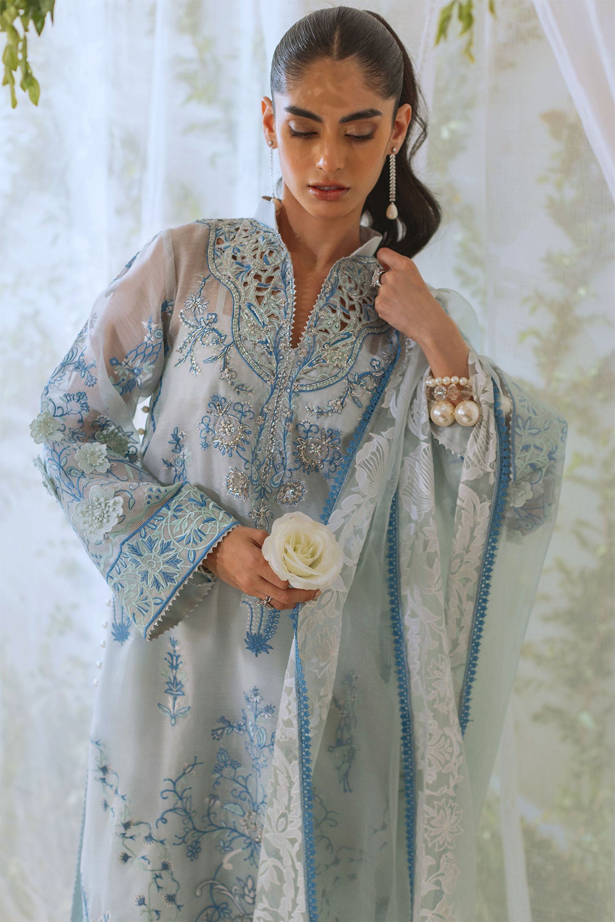 https://www.annusabrar.net/images/thumbs/0014060_rihaam-shirt-and-pants.jpeg