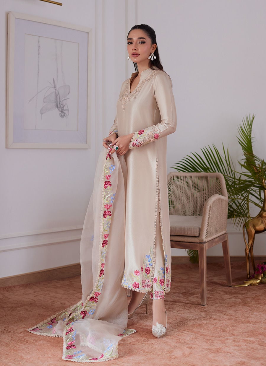 https://www.farahtalibaziz.com.pk/images/thumbs/0014087_liara-sand-embroidered-rawsilk-shirt-and-dupatta-with-pants.jpeg