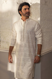 Uzay Kurta