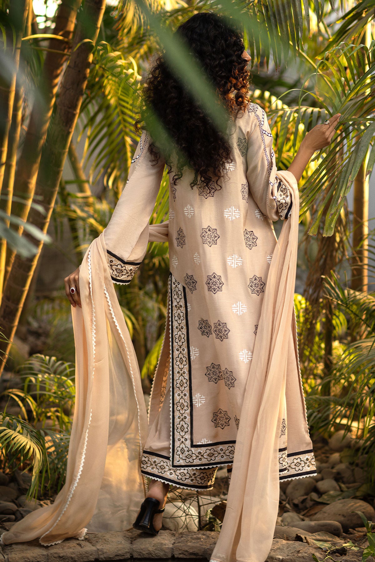 Maliha (Shirt, Pants and Dupatta)