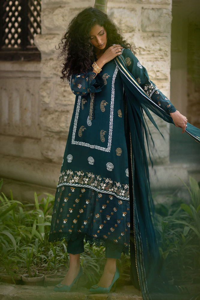 Nesa (Shirt, Pants and Dupatta)