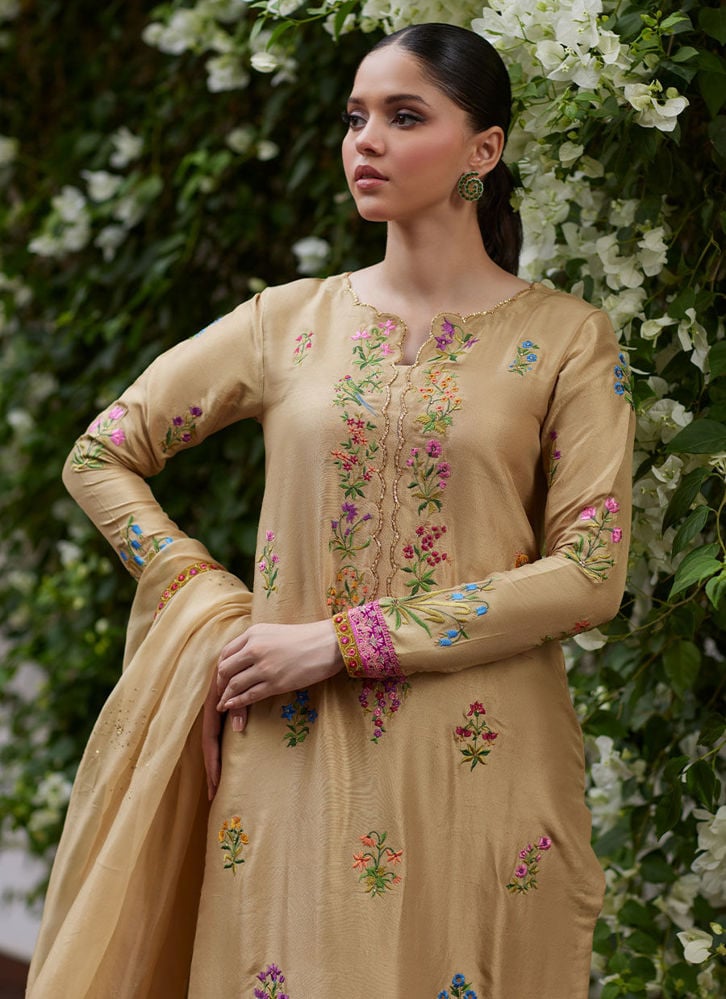 Tara Eid Luxe II