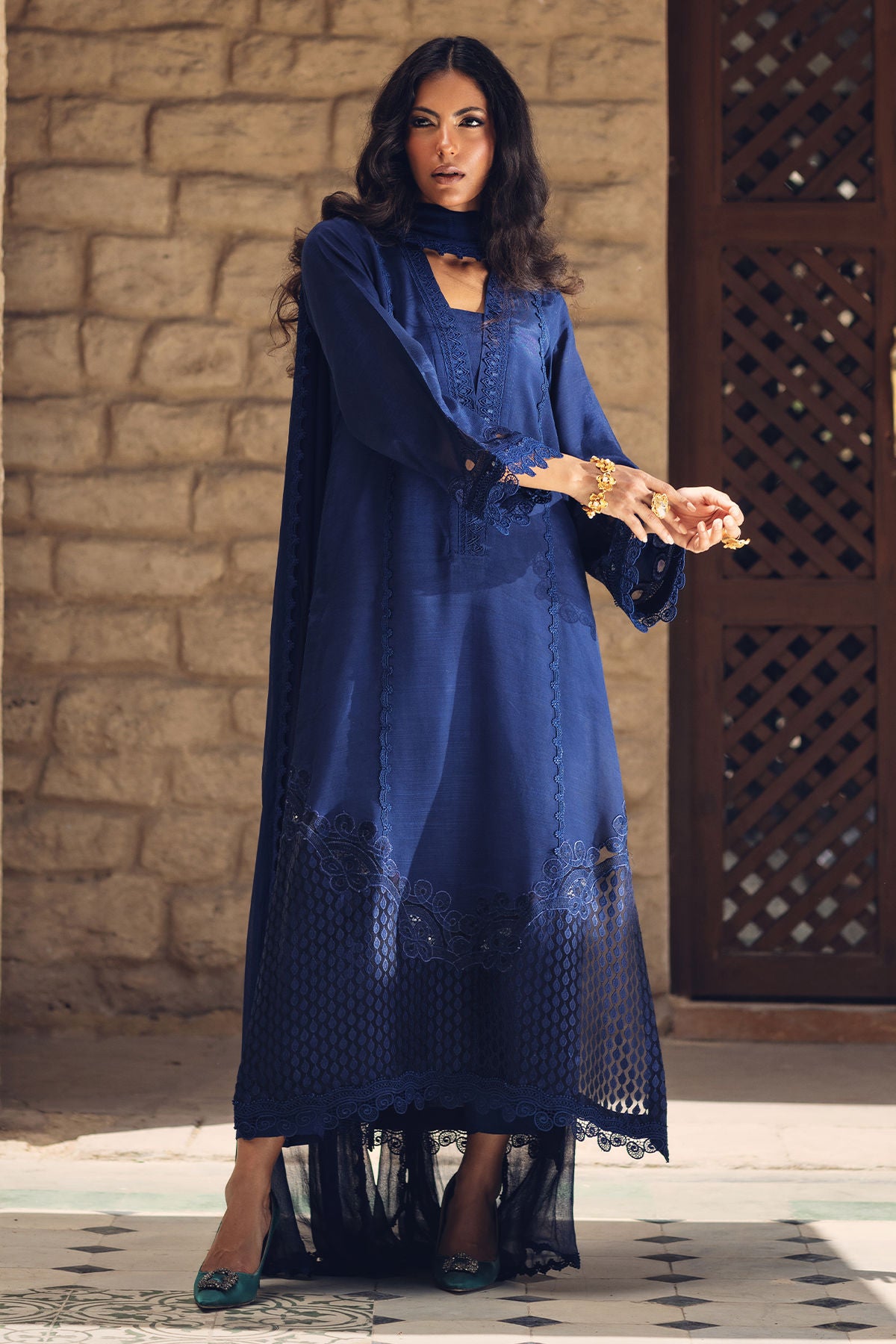 Zenia (Shirt, Pants And Dupatta)