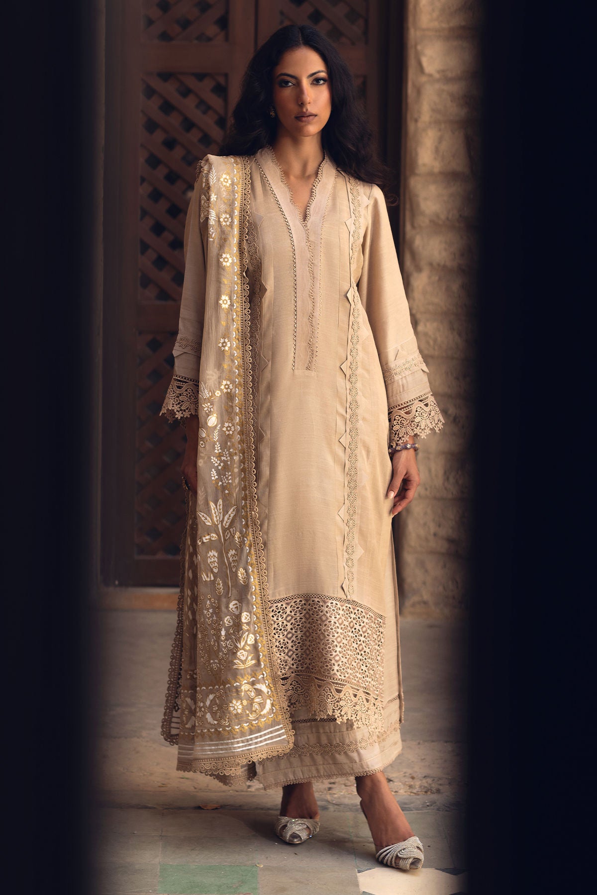 Uswa (Shirt, Pants And Dupatta)