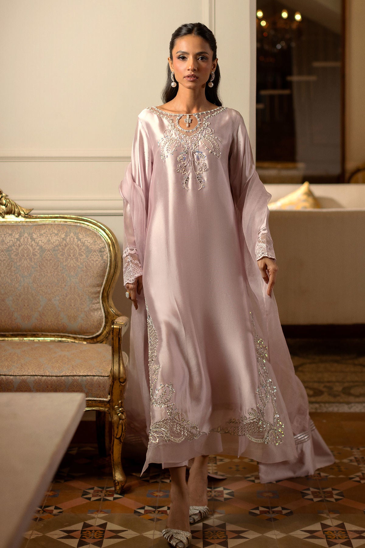 leyana as shown dupattta