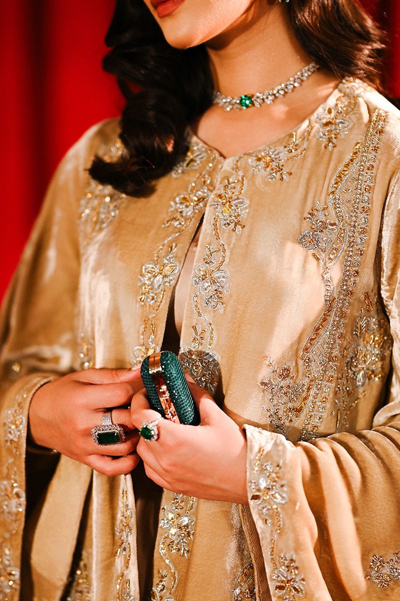 https://www.ansabjahangirstudio.com/images/thumbs/0015936_selin.jpeg