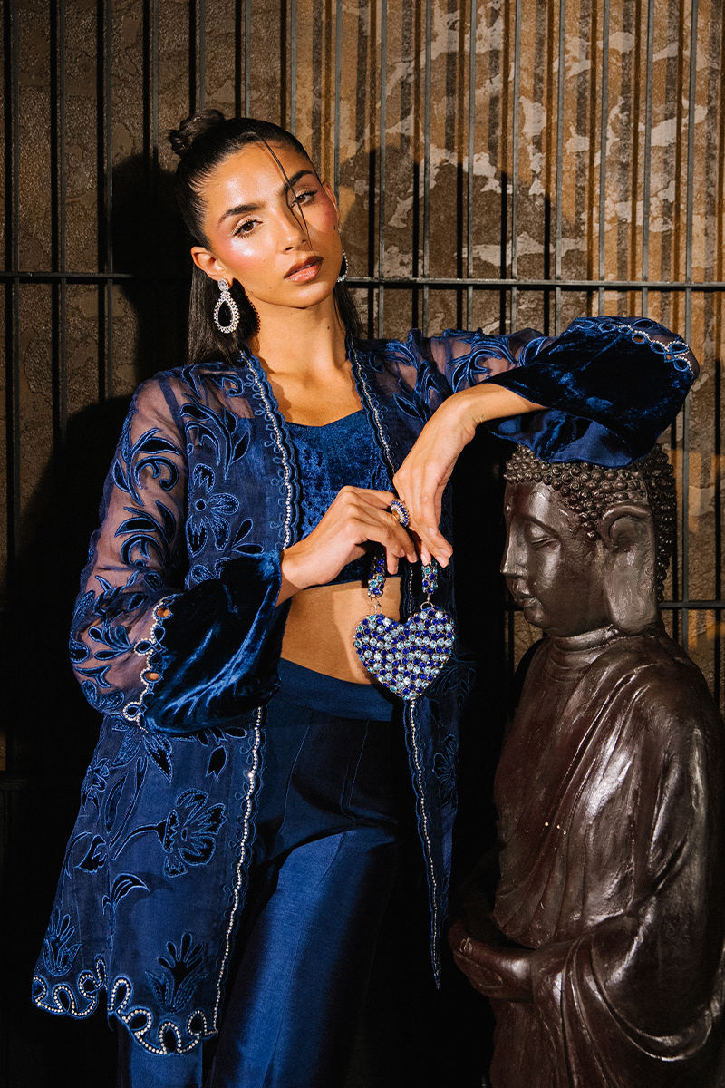 https://www.ansabjahangirstudio.com/images/thumbs/0016125_sapphire.jpeg