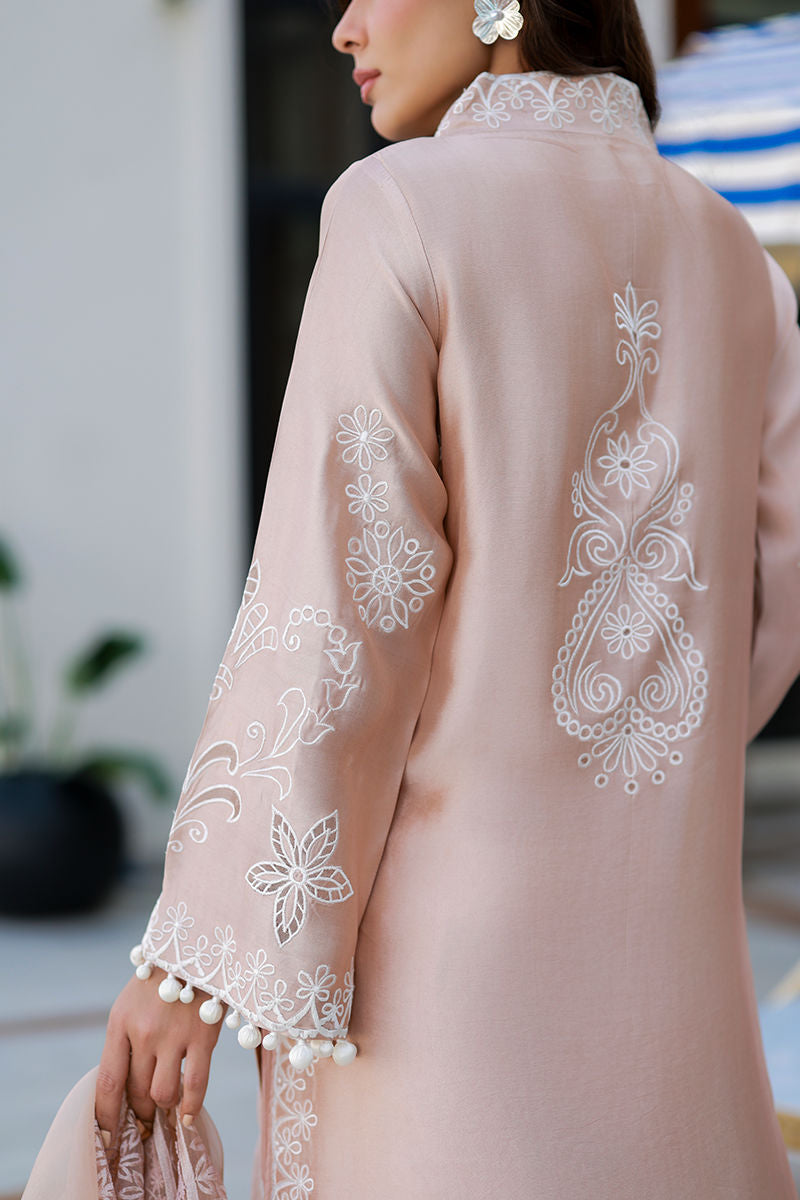 https://www.ansabjahangirstudio.com/images/thumbs/0016416_mila.jpeg