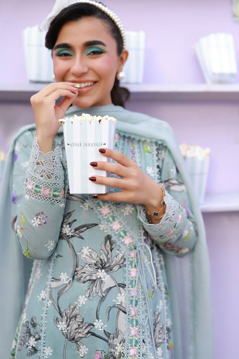 https://www.ansabjahangirstudio.com/images/thumbs/0016840_sprinkle.jpeg