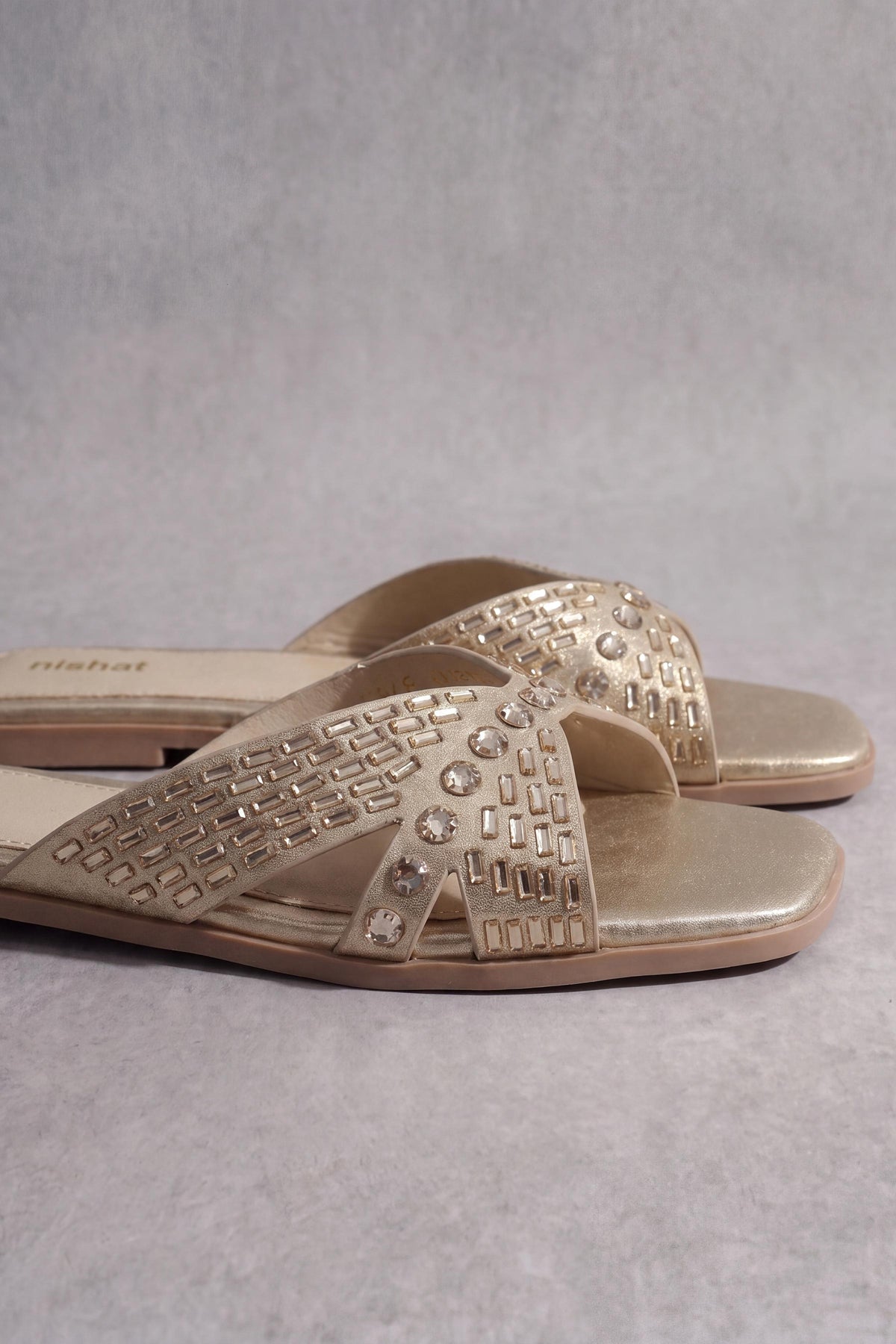 Beige Chappal-1717282918