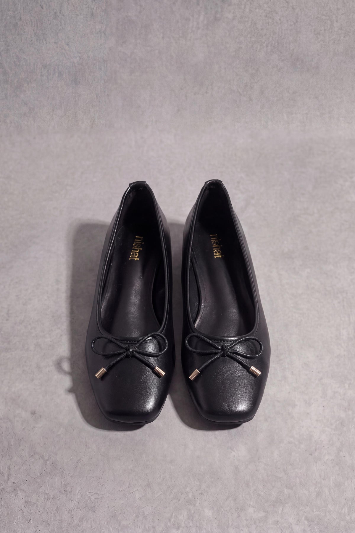 Black Loafers-1717642903