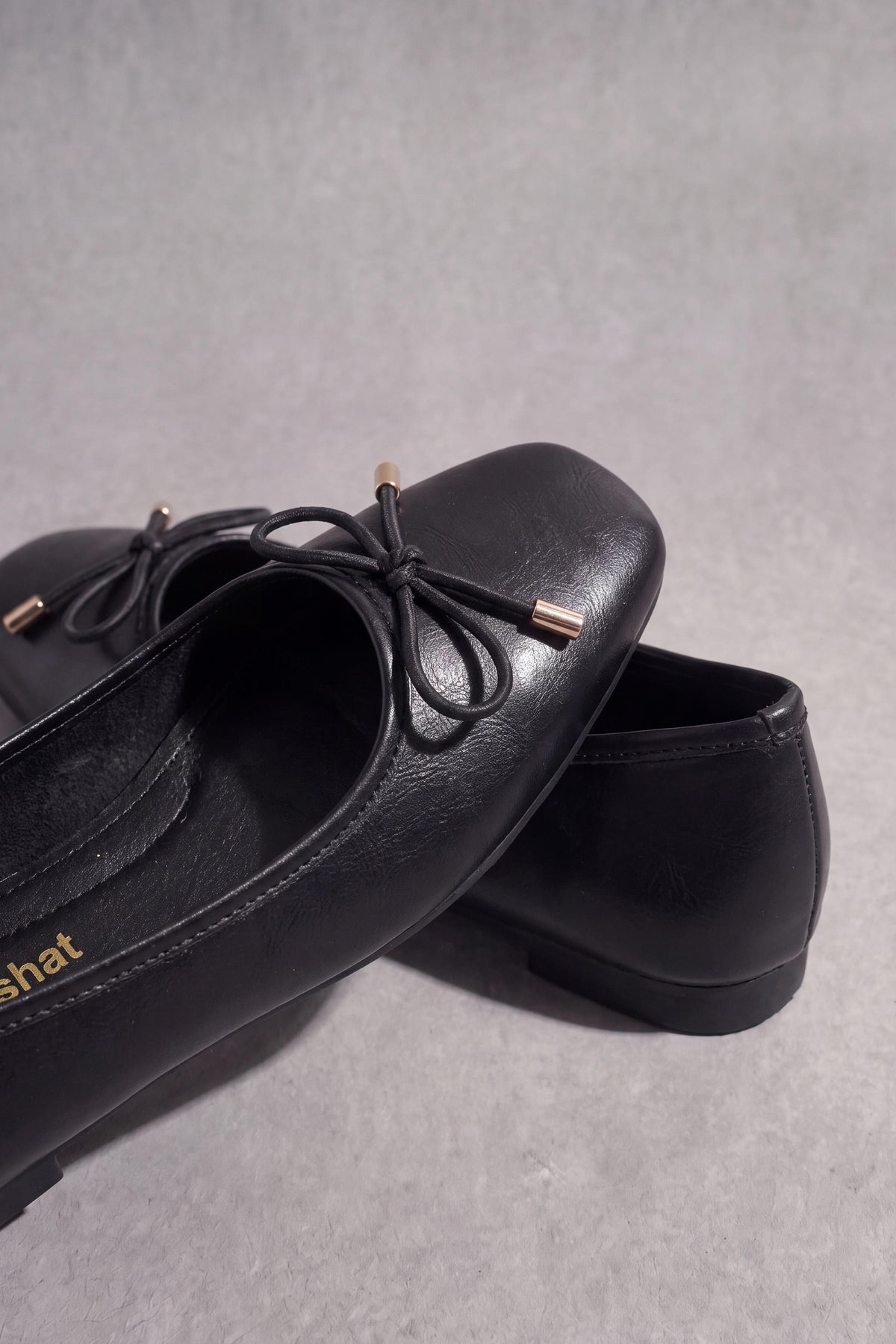 Black Loafers-1717642903