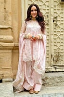 Lana with Timeless Appeal | Ansab Jahangir