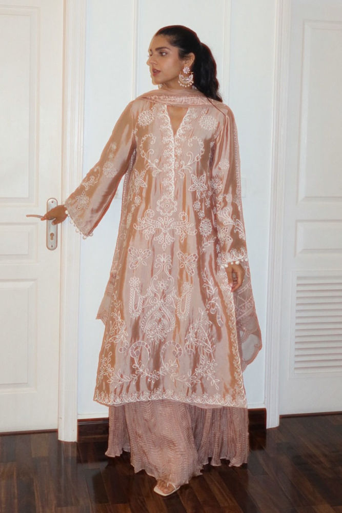 Mila with Fine Embroidery | Ansab Jahangir