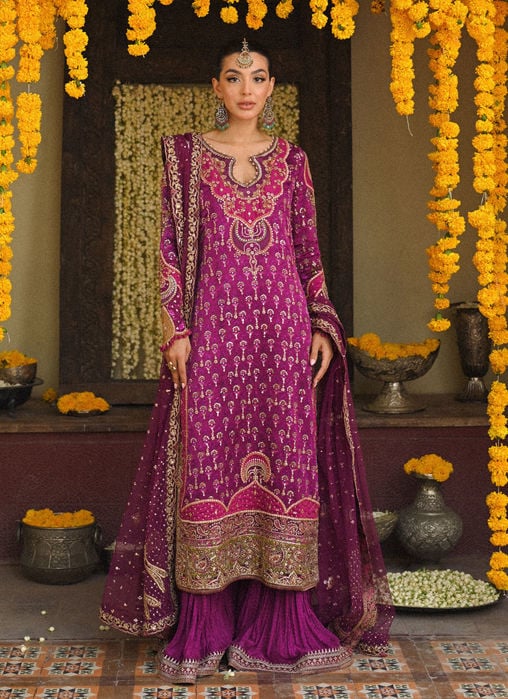 Sereia Coral Angharkha With An Embellished Dupatta