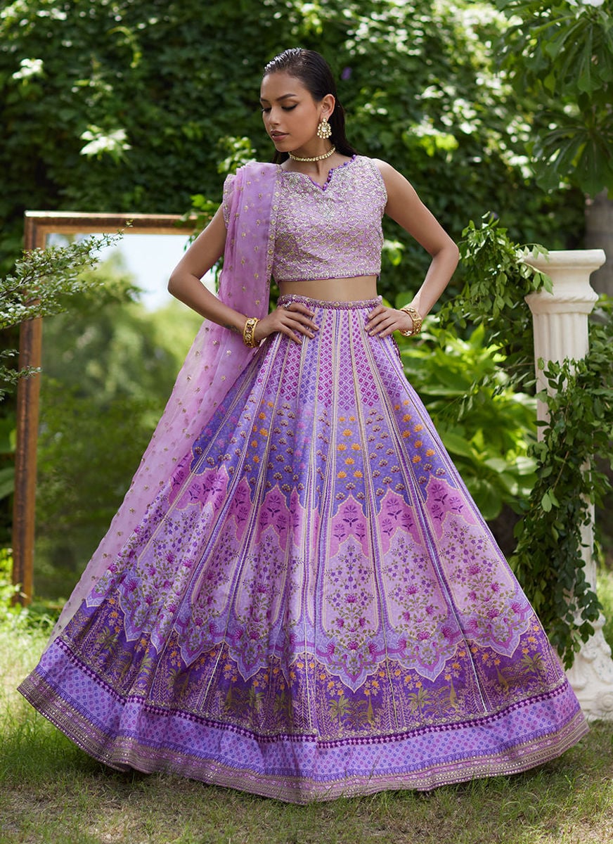 https://www.farahtalibaziz.com.pk/images/thumbs/0019660_ferazia-embellished-lehenga-choli_1200.jpeg