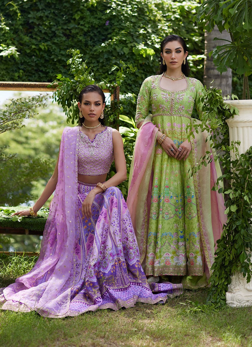 https://www.farahtalibaziz.com.pk/images/thumbs/0019662_ferazia-embellished-lehenga-choli_1200.jpeg
