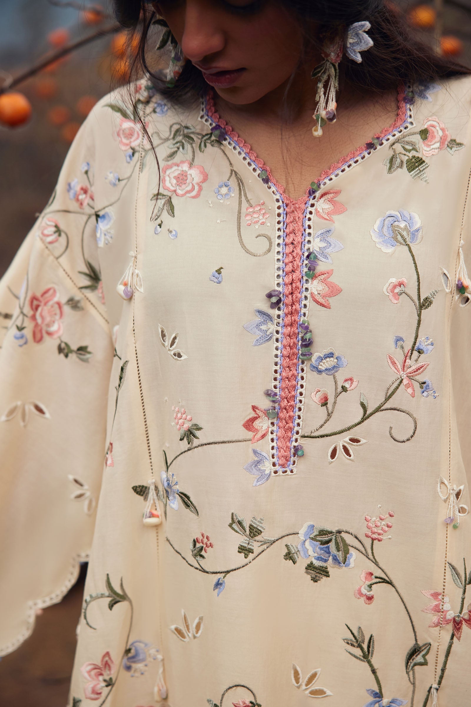 3 Piece - Embroidered Zari Lawn Suit