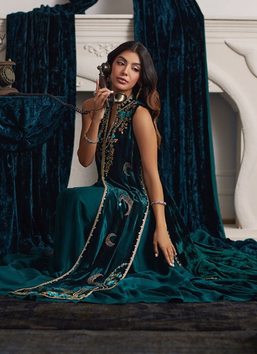 Nicole Navy Kaftan