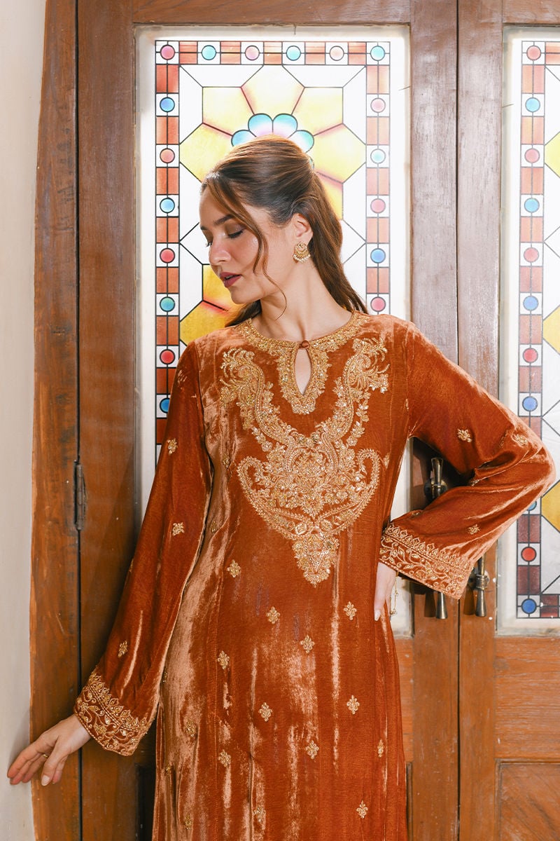 Gulnoor Kaftan