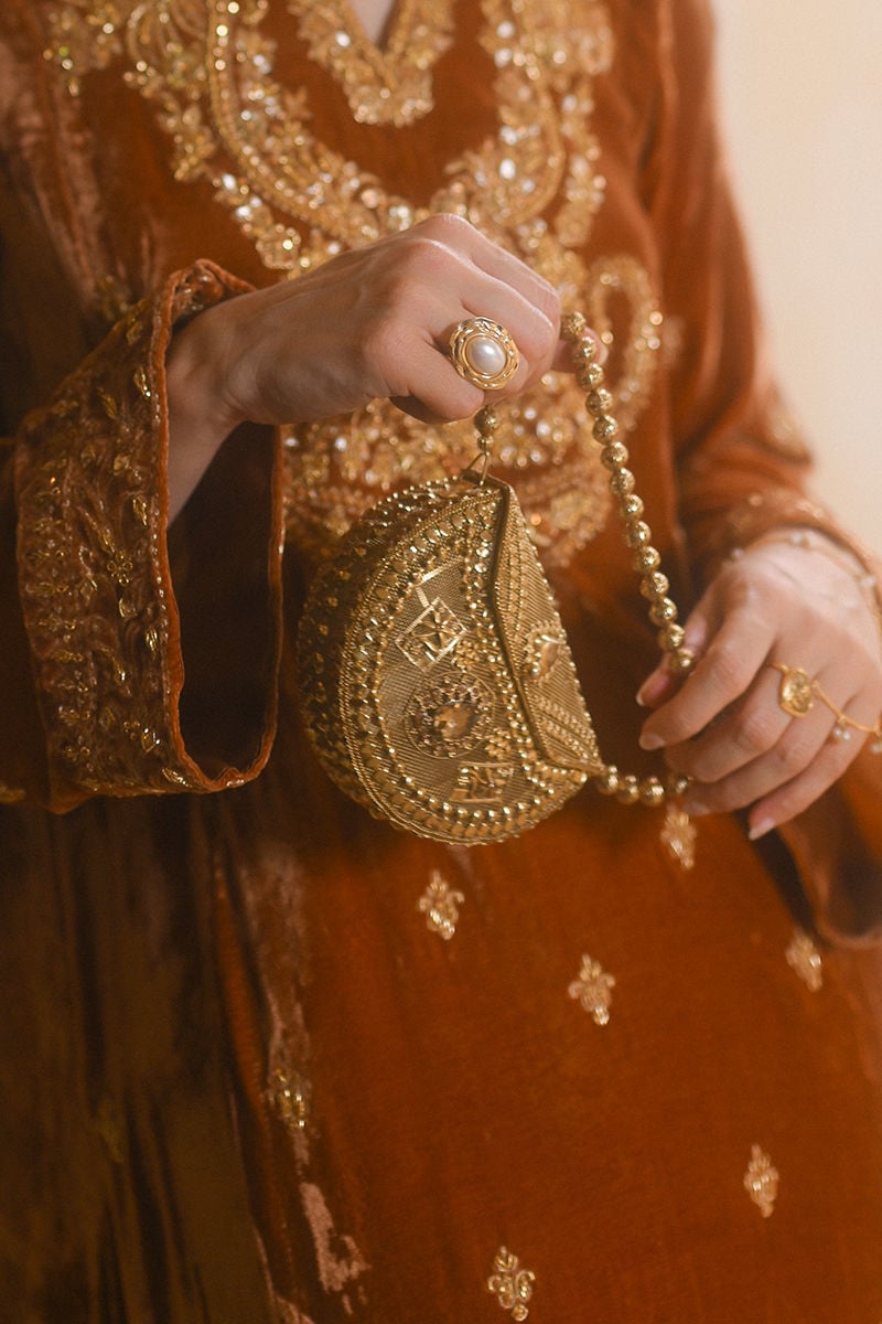 Gulnoor Kaftan