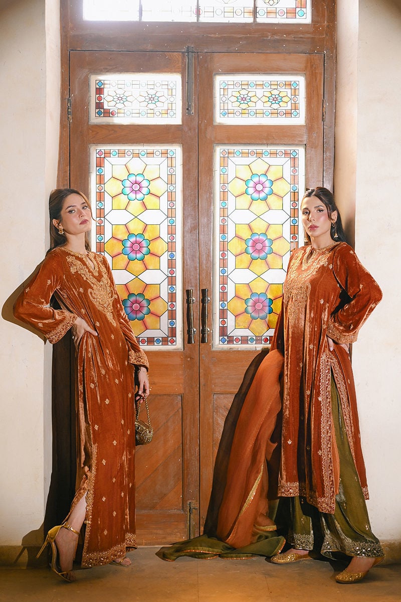 Gulnoor Kaftan