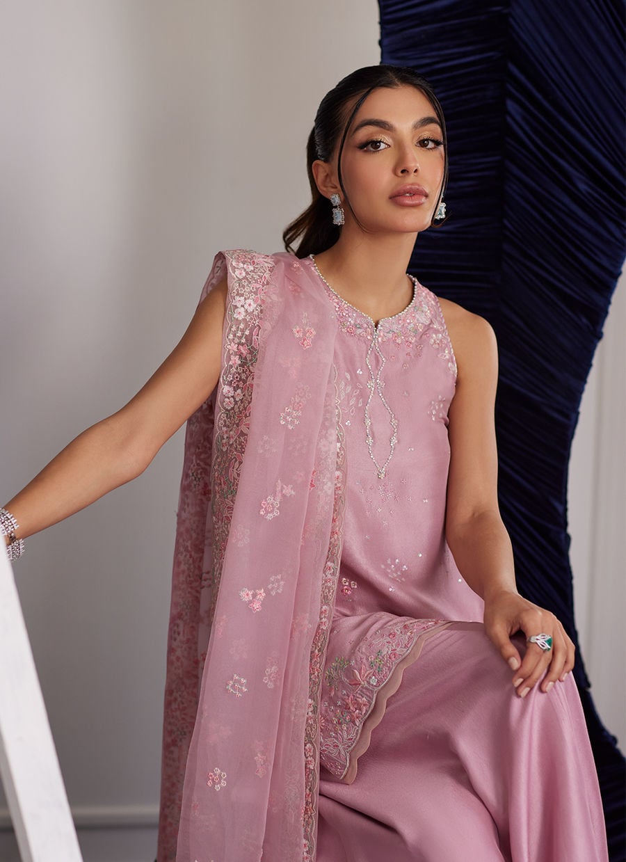 https://www.farahtalibaziz.com.pk/images/thumbs/0023040_demi-tea-rose-shirt-dupatta.jpeg