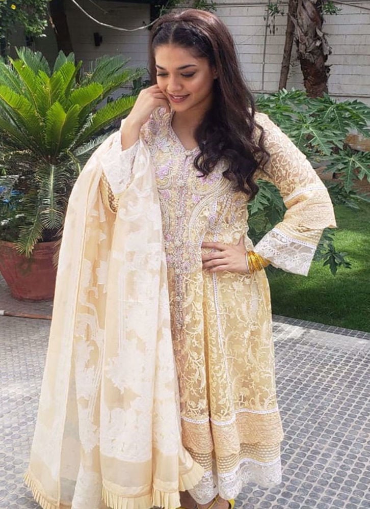 2 Piece - Embroidered Suit - 42502310