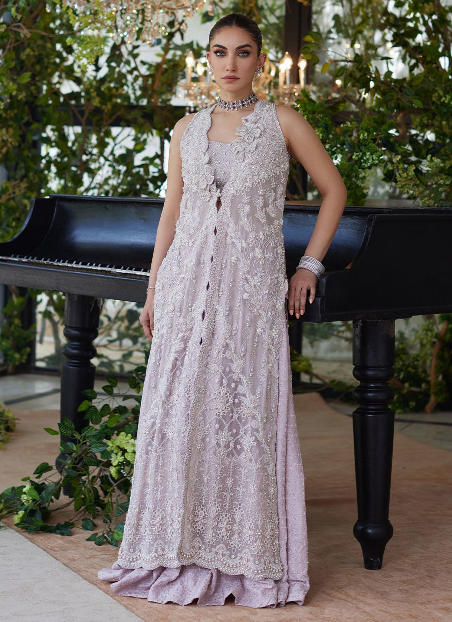 Farah Talib Aziz – Noemie Rose Jacket Style