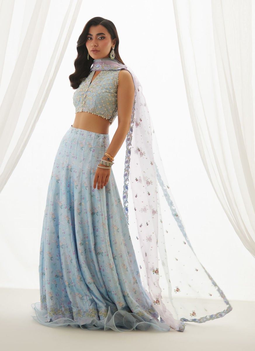 https://www.farahtalibaziz.com.pk/images/thumbs/0026065_zyla-sky-blue-choli-lehenga-and-dupatta_1200.jpeg