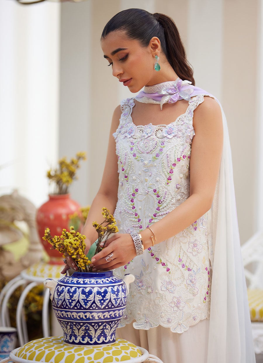 Amora Ivory Shirt, Pants And Dupatta