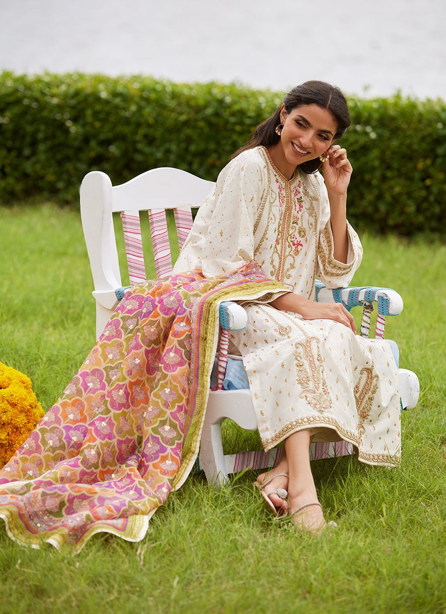 Ember Ivory Kurta And Dupatta