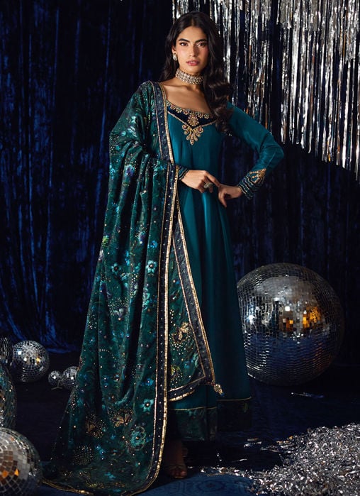 Reeya Velvet Shirt And Dupatta