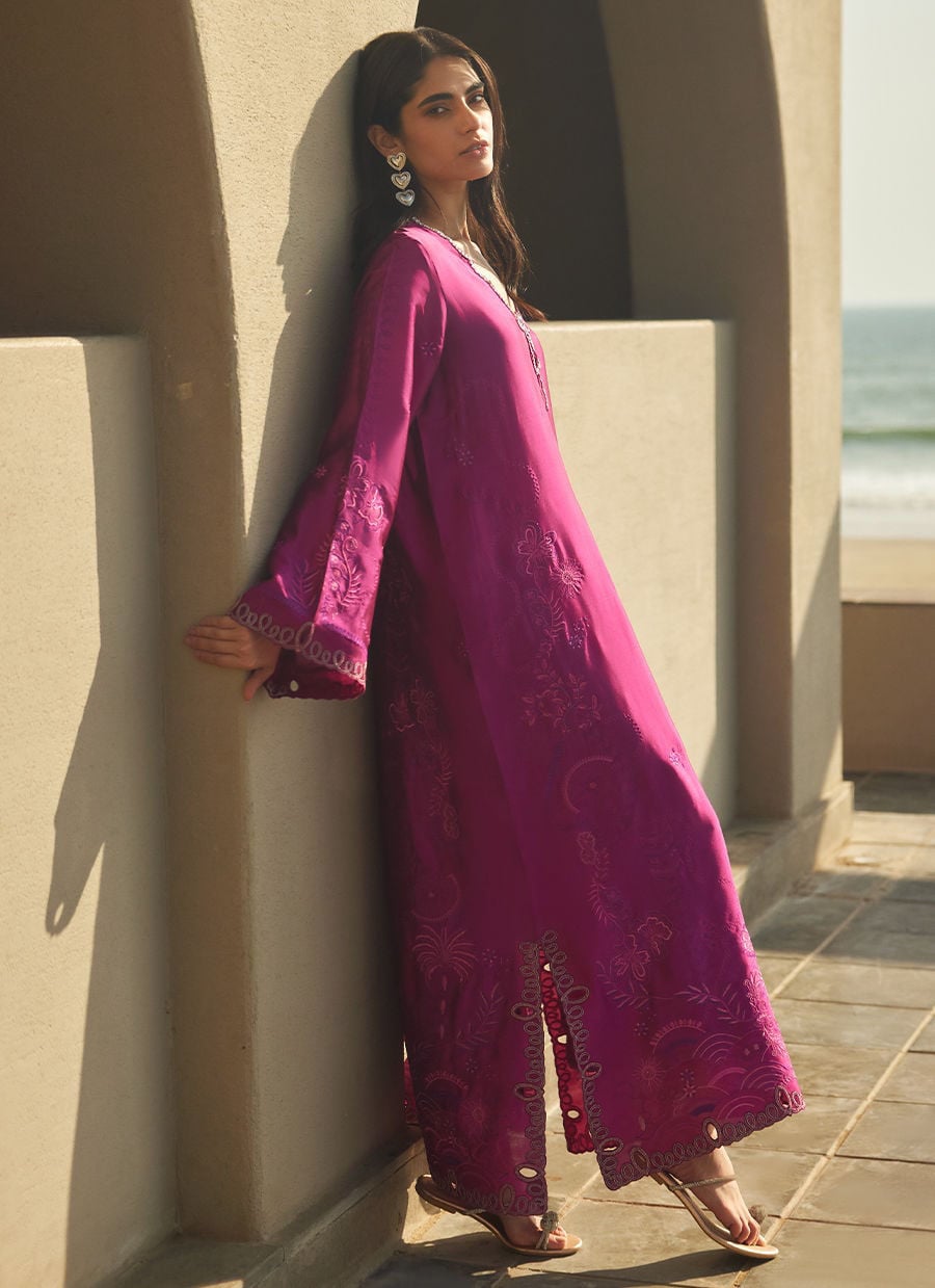 https://www.farahtalibaziz.com.pk/images/thumbs/0028445_aerie-hot-pink-kaftan.jpeg