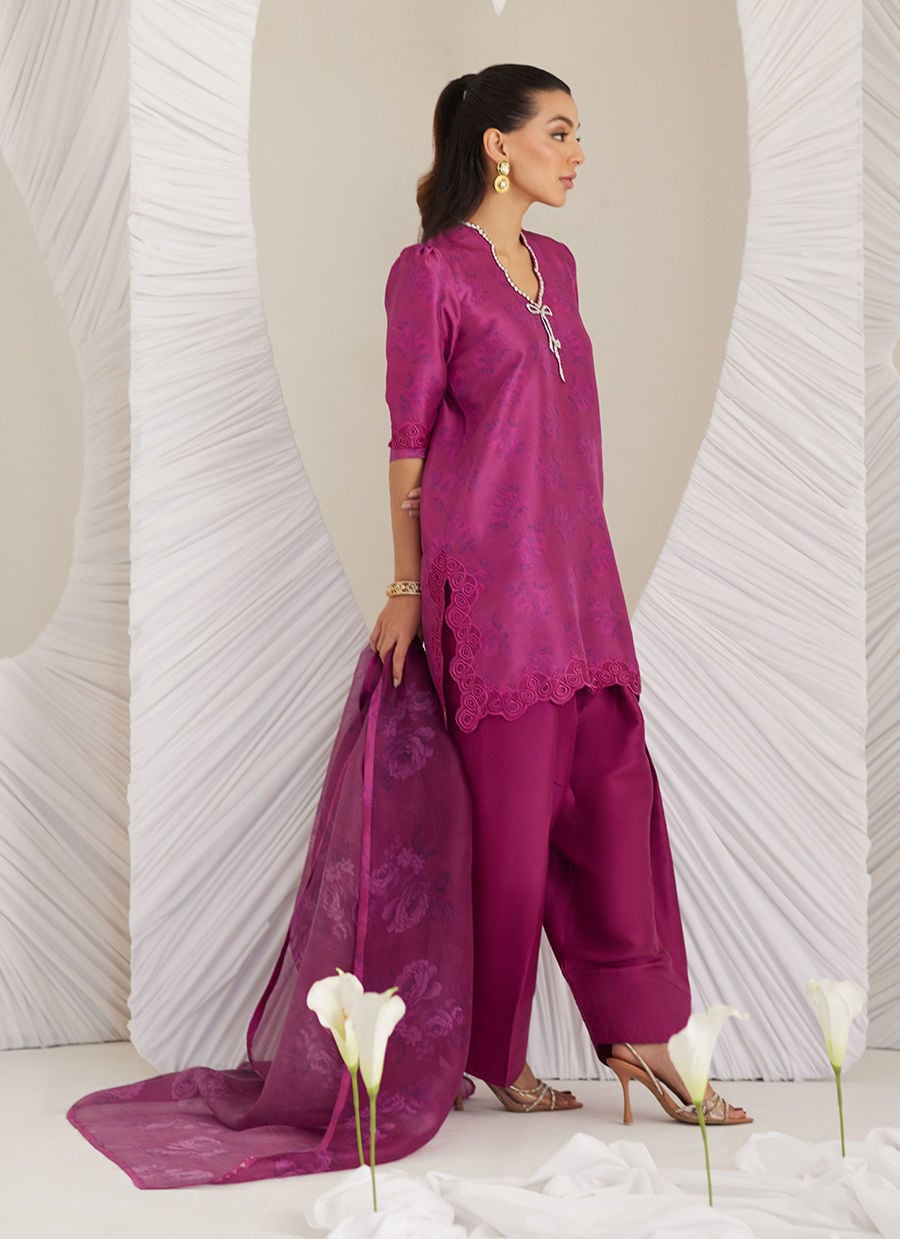 Farah Talib Aziz