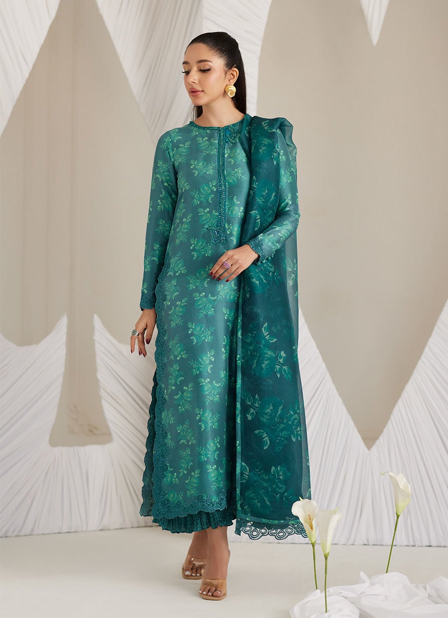 https://www.farahtalibaziz.com.pk/images/thumbs/0028762_camilla-emerald-shirt-and-dupatta.jpeg