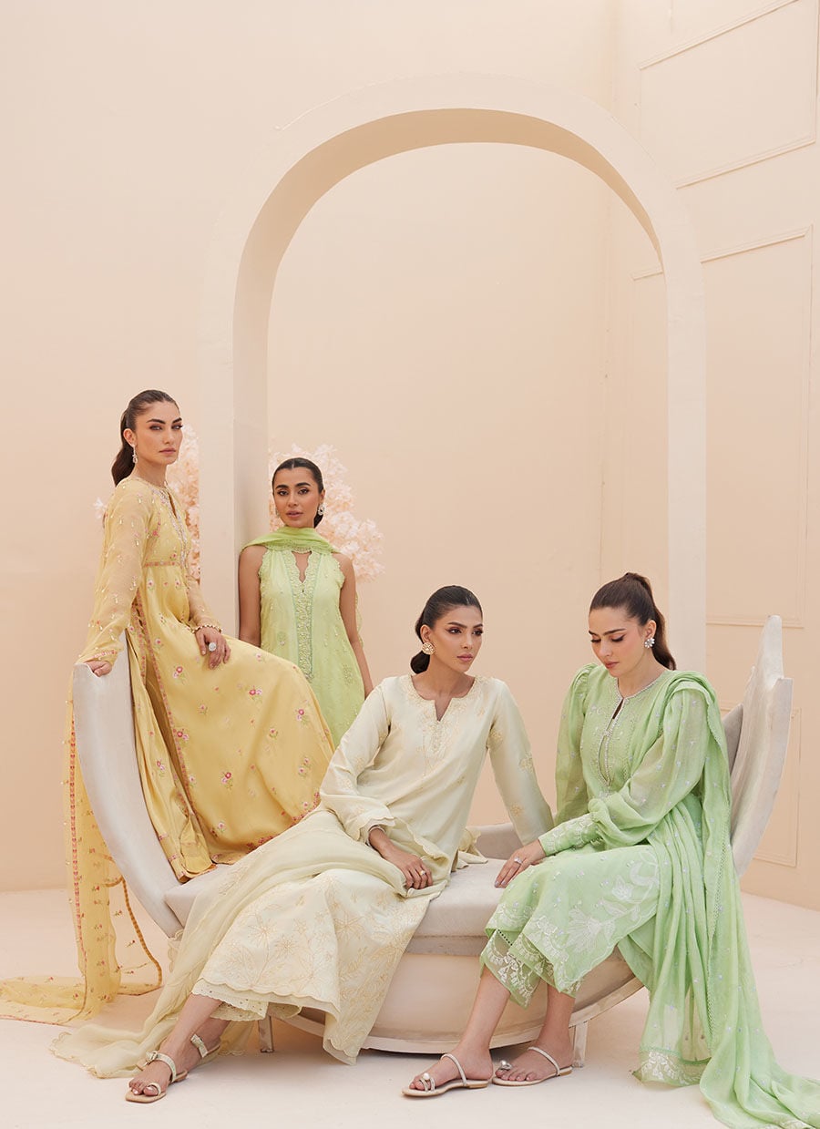 Evra Ivory Shirt And Dupatta