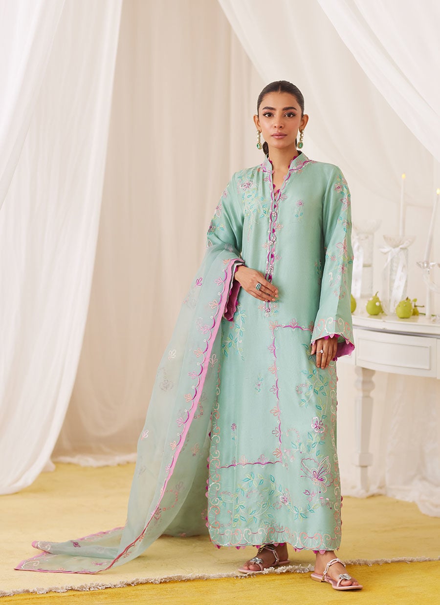 https://www.farahtalibaziz.com.pk/images/thumbs/0028813_petra-fern-green-embroidered-shirt-and-dupatta.jpeg