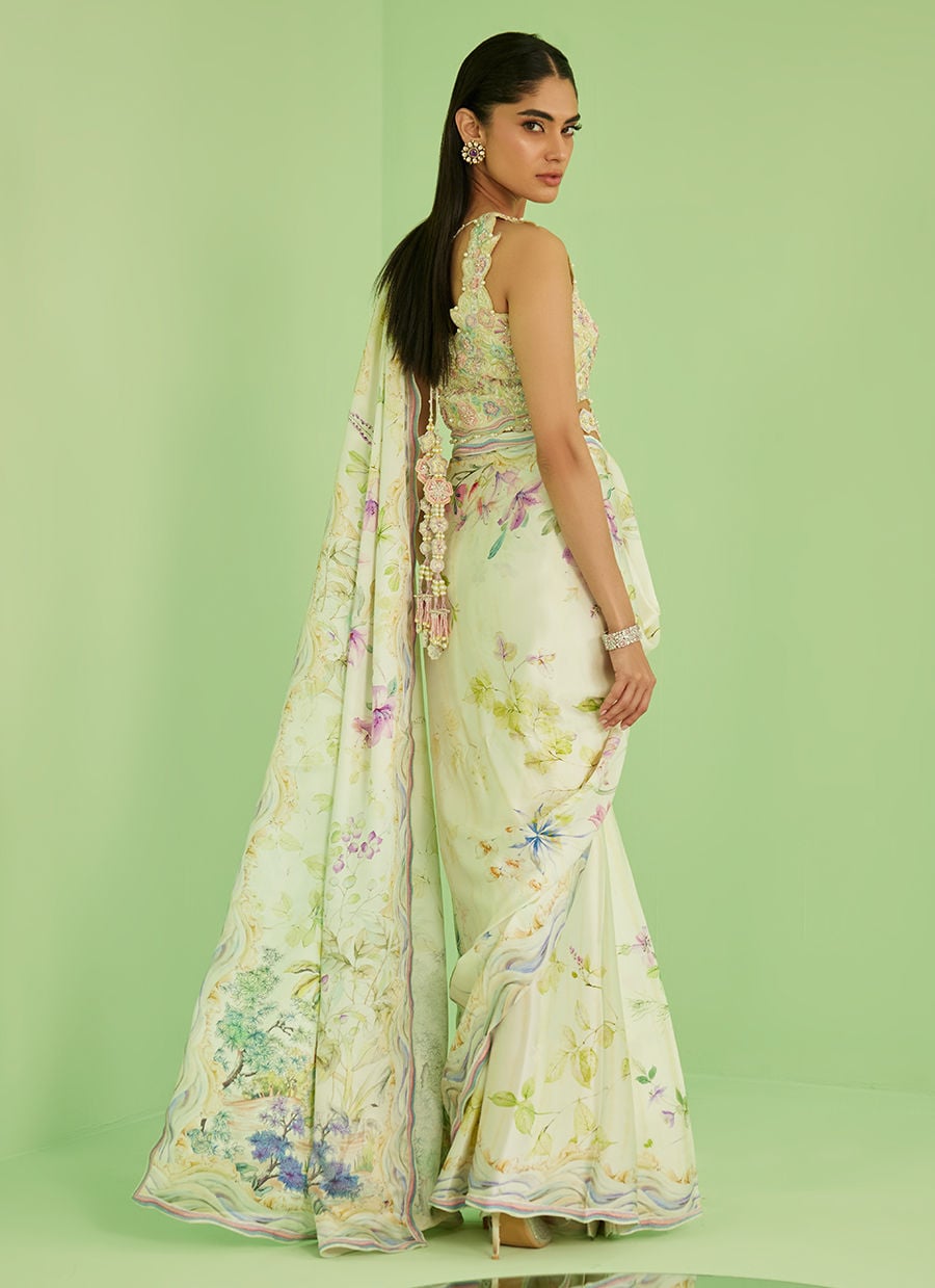 Avery Saree