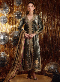 https://www.farahtalibaziz.com.pk/images/thumbs/0029083_sarina-slate-shirt-and-dupatta.jpeg