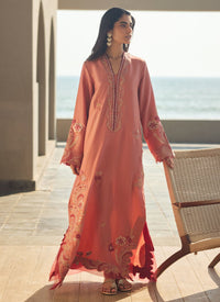 https://www.farahtalibaziz.com.pk/images/thumbs/0029113_nami-coral-silk-kaftan.jpeg