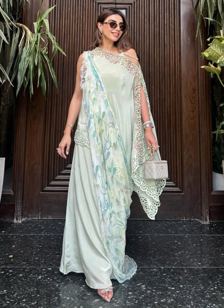 Tara Luxe'26