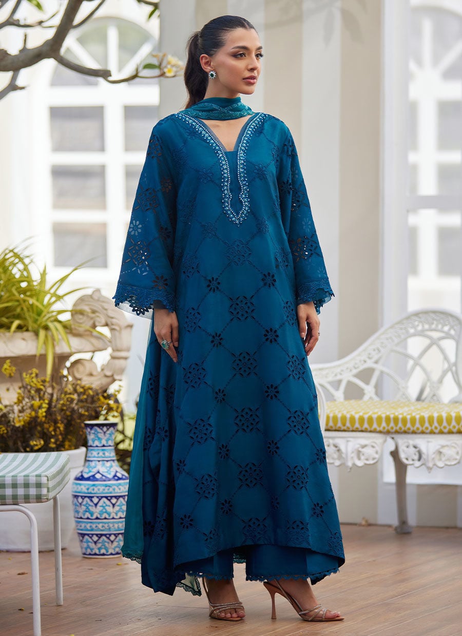 https://www.farahtalibaziz.com.pk/images/thumbs/0030619_cela-teal-shirt-and-dupatta.jpeg